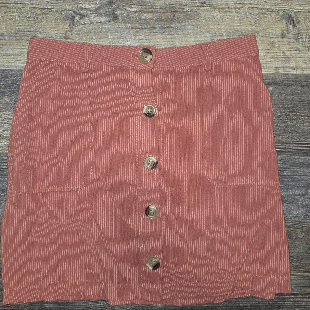 E&M Button Front Mini Skirt - Picture 3 of 7